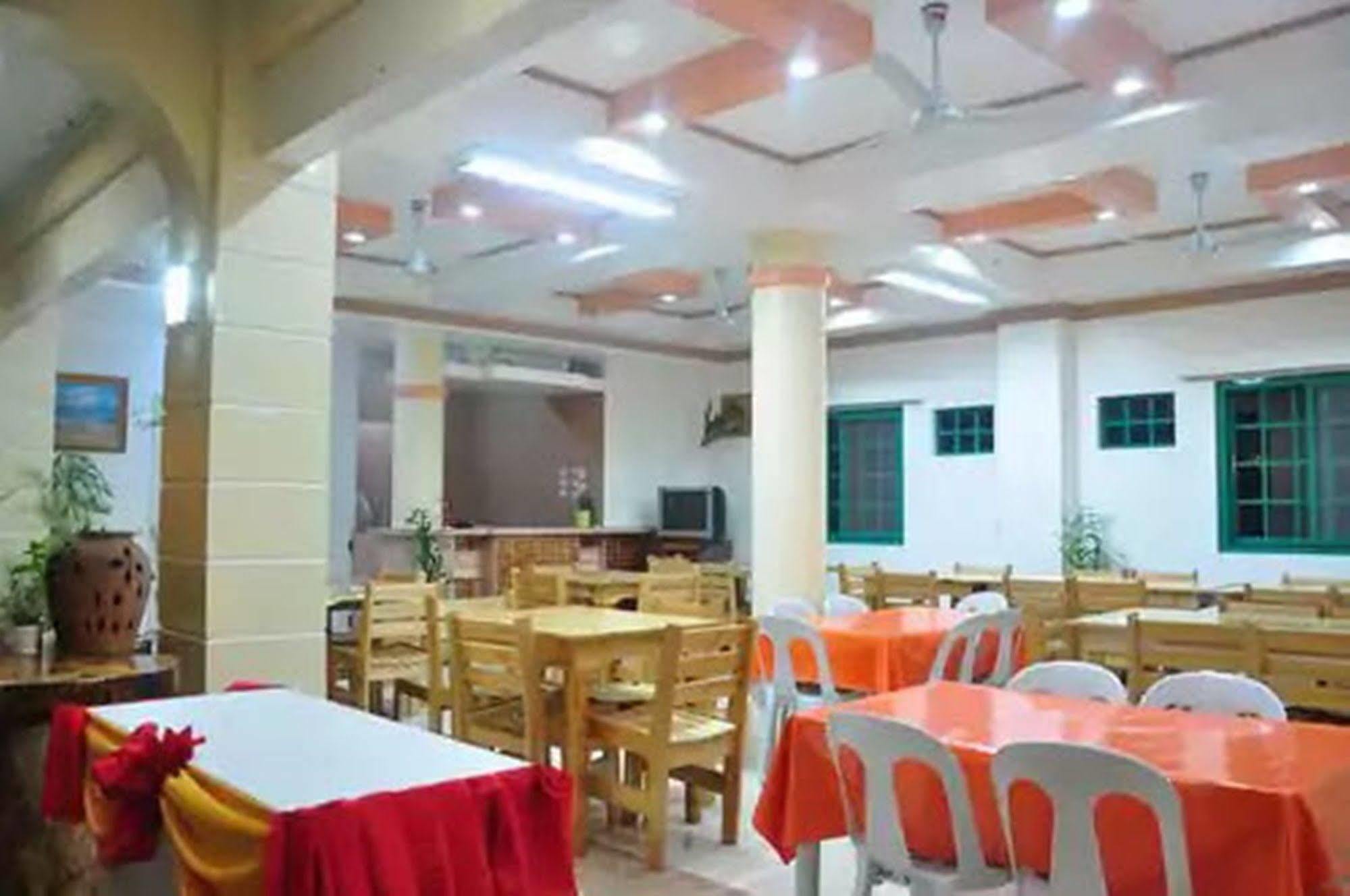 Apartelle De Francesca Puerto Galera Exterior photo